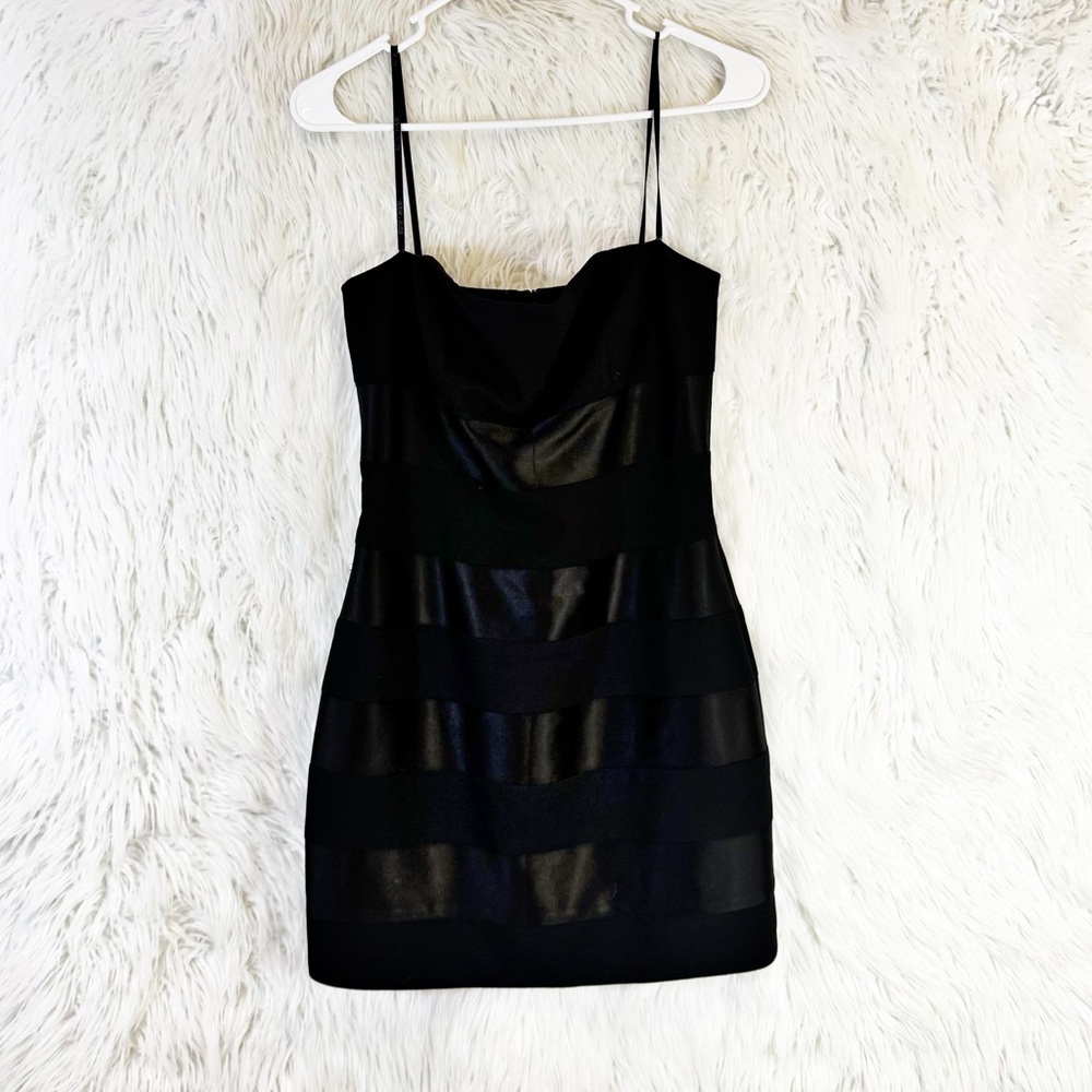 Vintage Laundry by Shelli Segal satin matte striped strapless dress